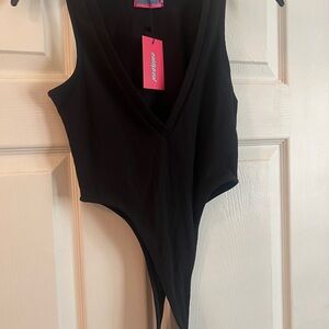 Edikted Black Ribbed V-Neck Bodysuit